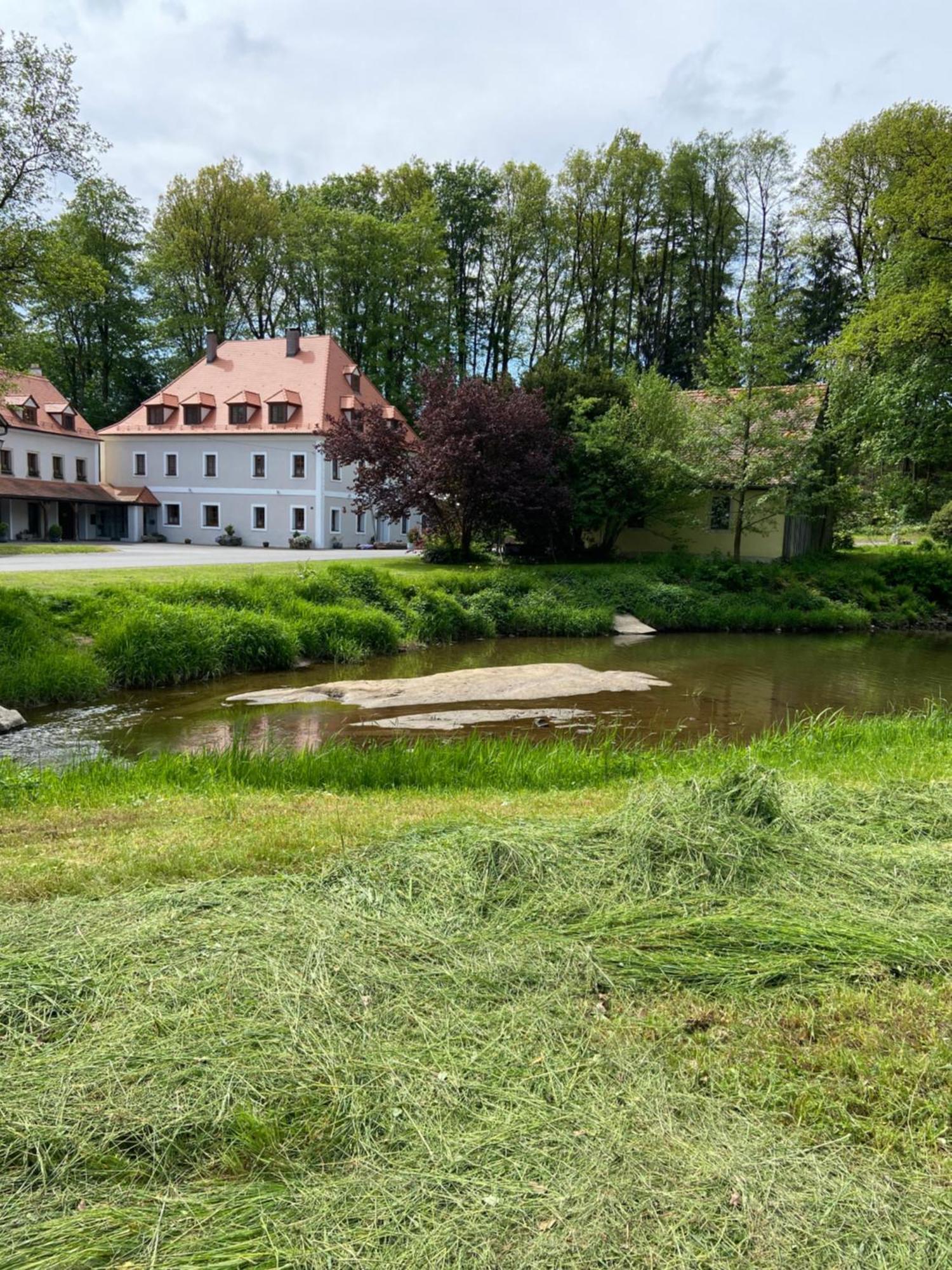 Landhotel Kahrmuehle Pressath Luaran gambar